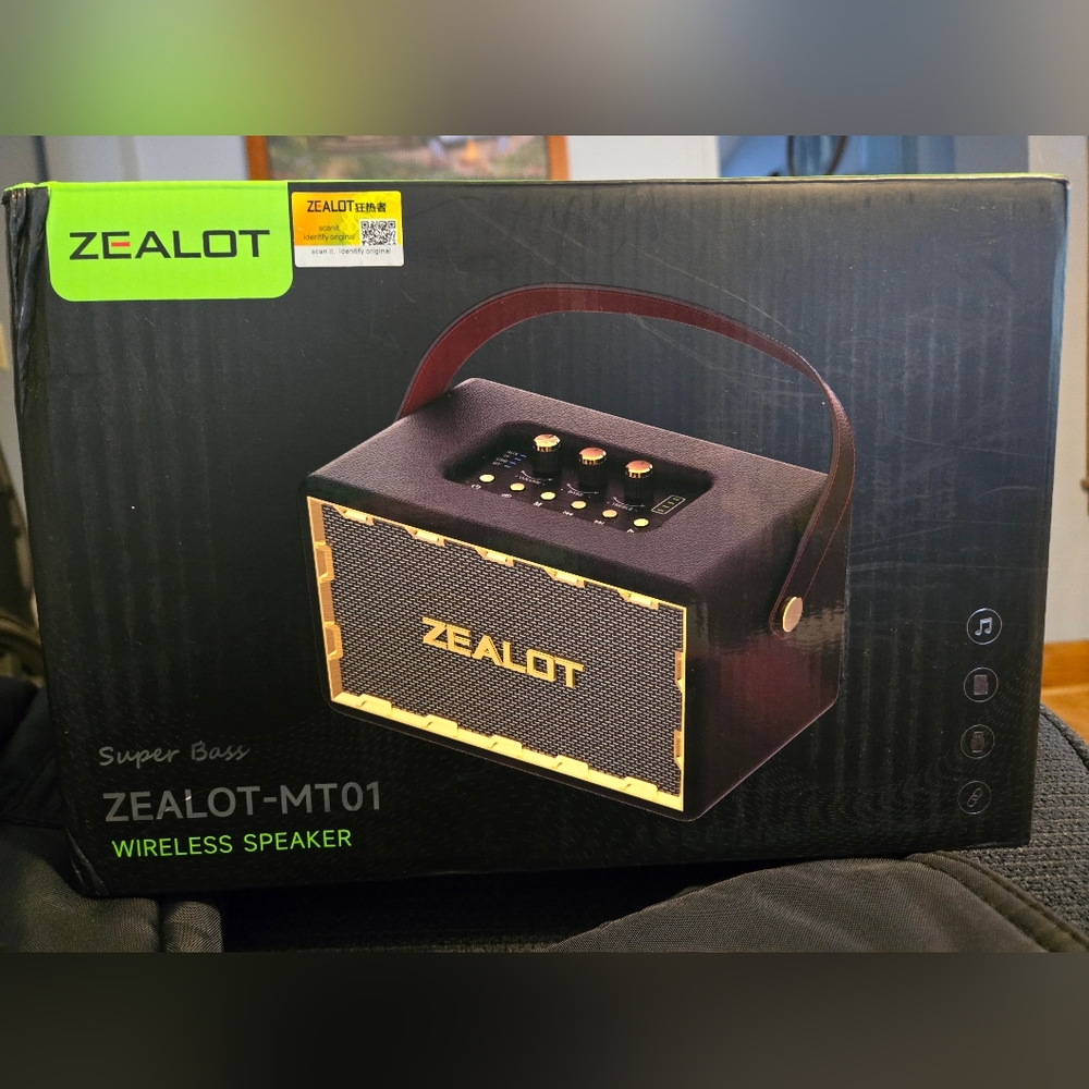 Zealot Black and Gold Portable Wireless Speaker Super Bass NIB